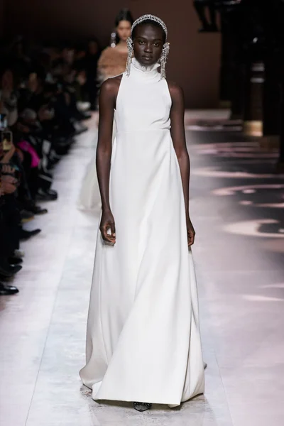 Look 22